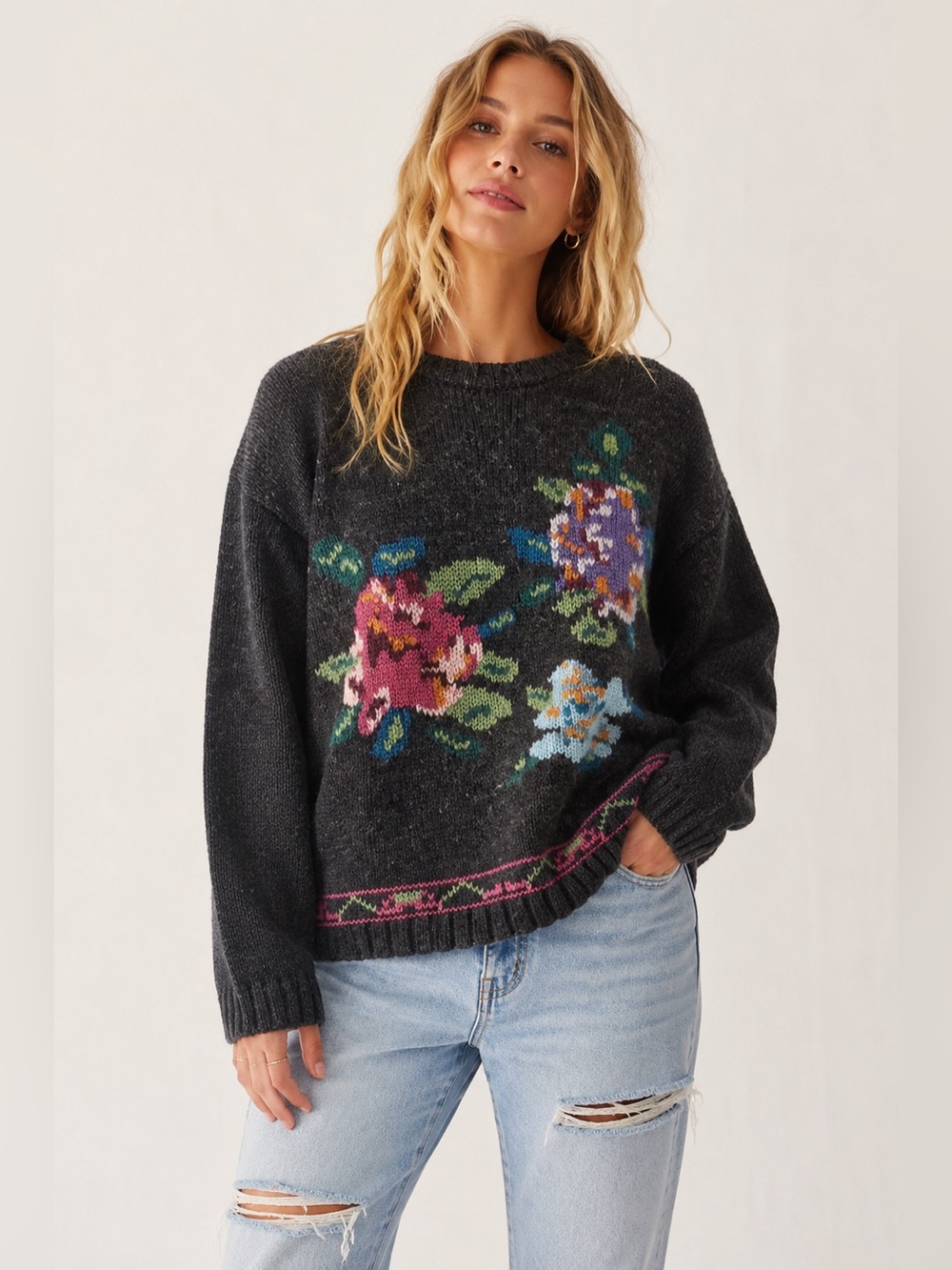 Hand‎ Knit Floral Dark Gray Wool Blend Sweater